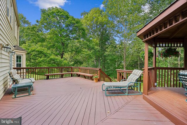 9825 KORMAN CT, Potomac, MD 20854