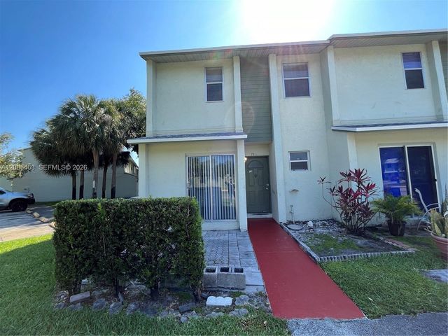 781 Crystal Lake Drive 781, Deerfield Beach, FL 33064