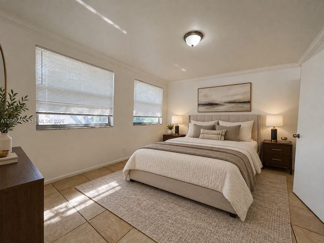 781 Crystal Lake Drive 781, Deerfield Beach, FL 33064