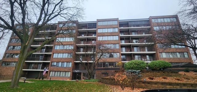 600 4th Street SW 104, Rochester, MN 55902