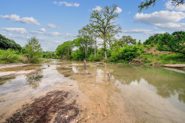 1001 Bluff View RD, Wimberley, TX 78676