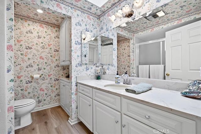 859 Ronda Mendoza N, Laguna Woods, CA 92637