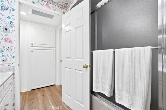 859 Ronda Mendoza N, Laguna Woods, CA 92637