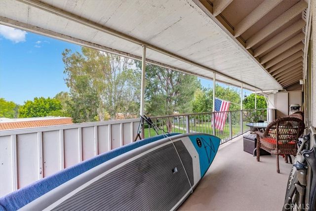 859 Ronda Mendoza N, Laguna Woods, CA 92637