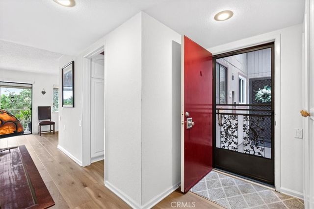 859 Ronda Mendoza N, Laguna Woods, CA 92637