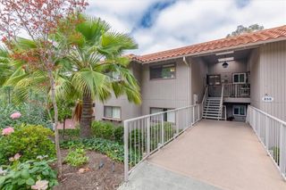 859 Ronda Mendoza N, Laguna Woods, CA 92637