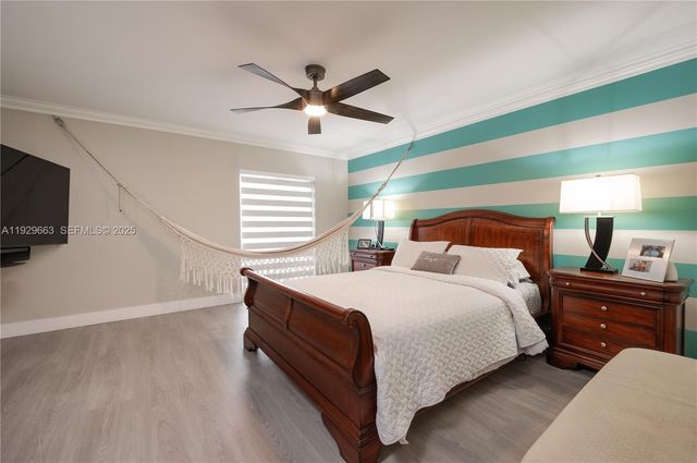 15863 SW 71st St 15863, Miami, FL 33193