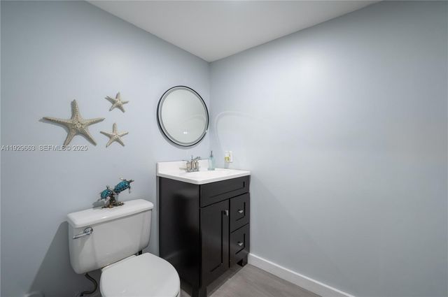 15863 SW 71st St 15863, Miami, FL 33193