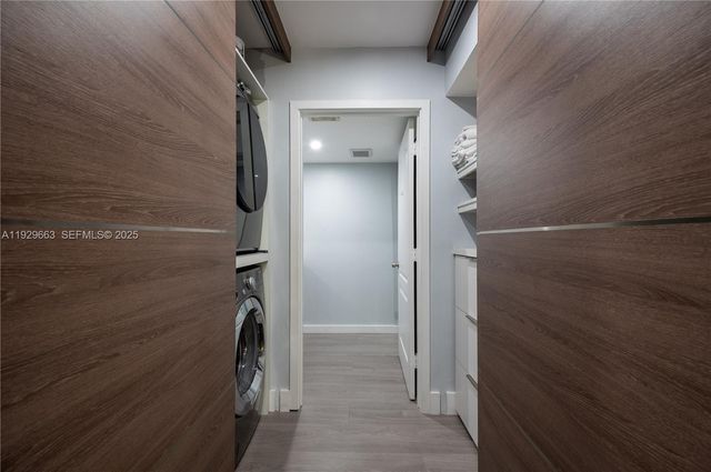 15863 SW 71st St 15863, Miami, FL 33193