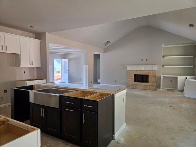 330 Meadows Drive, Bethlehem, GA 30620
