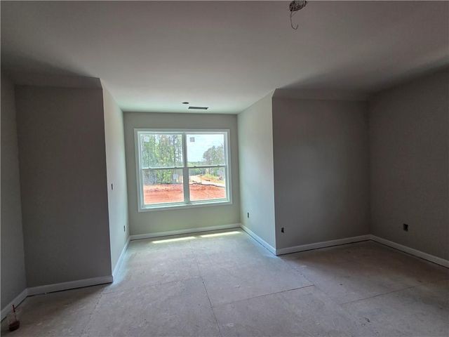 330 Meadows Drive, Bethlehem, GA 30620