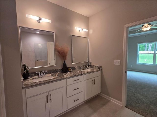 330 Meadows Drive, Bethlehem, GA 30620