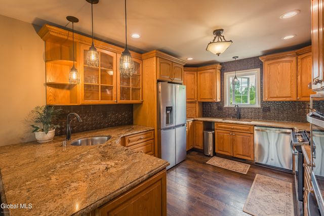 329 Severine Lane, Fultonville, NY 12072