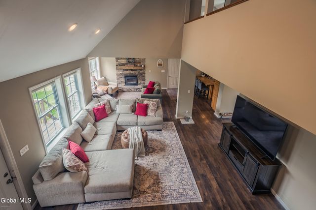 329 Severine Lane, Fultonville, NY 12072