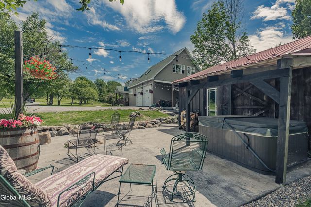 329 Severine Lane, Fultonville, NY 12072