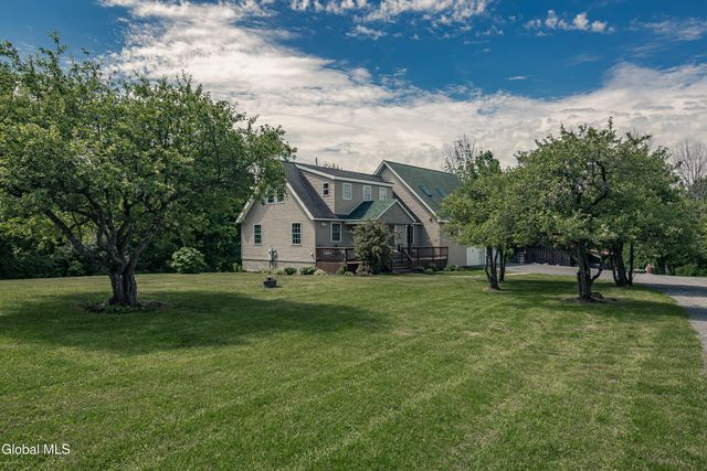 329 Severine Lane, Fultonville, NY 12072