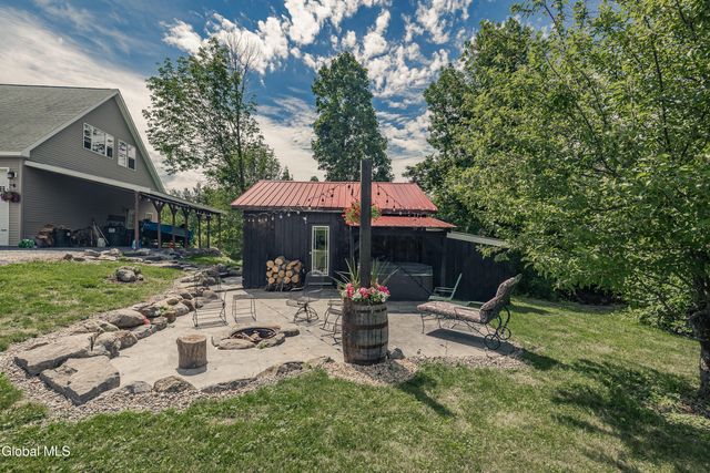 329 Severine Lane, Fultonville, NY 12072