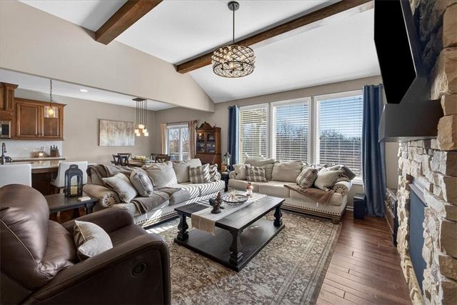 19013 Deer Run Street, Spring Hill, KS 66083