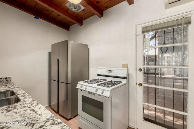 2431 E 2nd Street, Tucson, AZ 85719