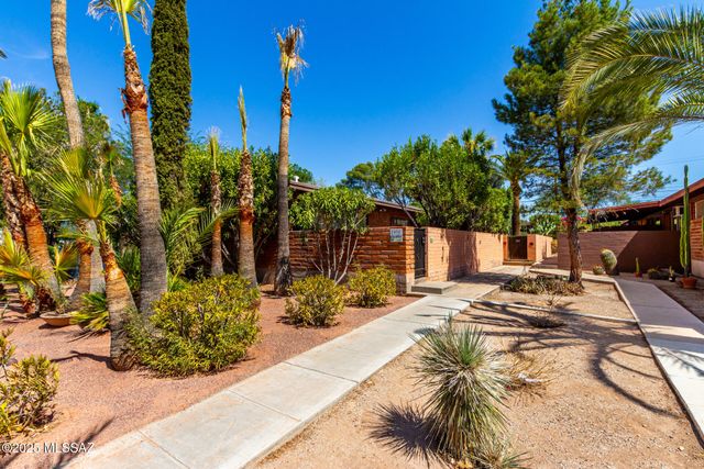 2431 E 2nd Street, Tucson, AZ 85719