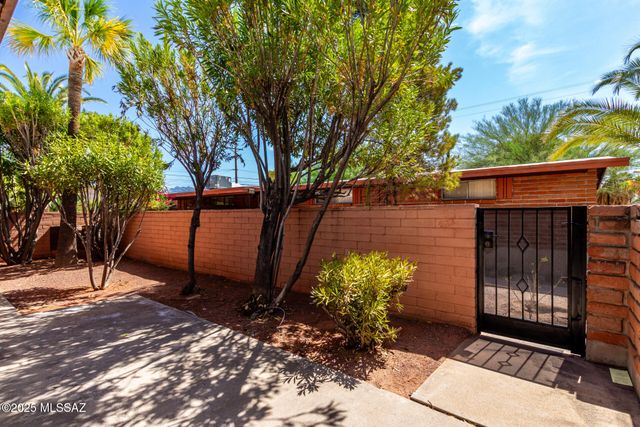 2431 E 2nd Street, Tucson, AZ 85719