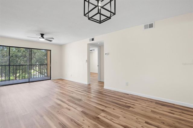 5817 PARK STREET N 302, St Petersburg, FL 33709