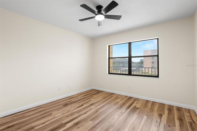 5817 PARK STREET N 302, St Petersburg, FL 33709