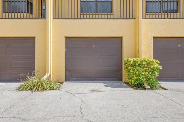 5817 PARK STREET N 302, St Petersburg, FL 33709