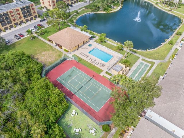 5817 PARK STREET N 302, St Petersburg, FL 33709