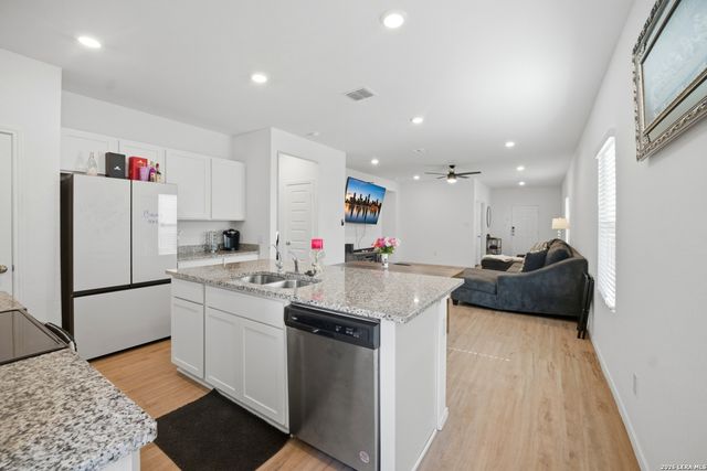 3527 Rancho Grande, San Antonio, TX 78224