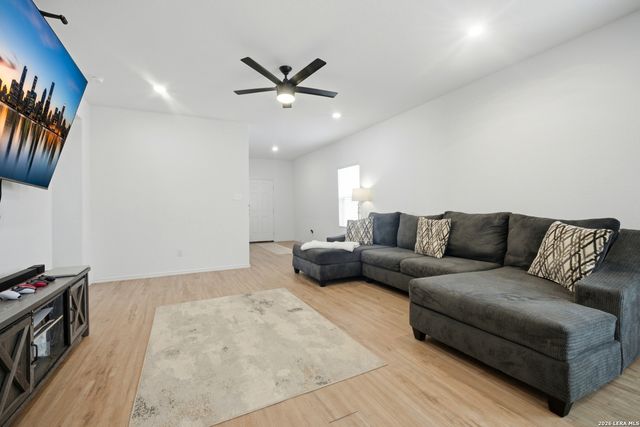 3527 Rancho Grande, San Antonio, TX 78224