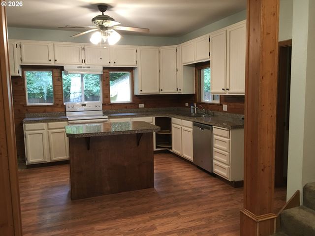 21114 Ne 22ND Ave, Ridgefield, WA 98642