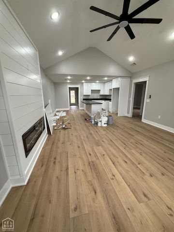 209 W Dewey, Manila, AR 72442