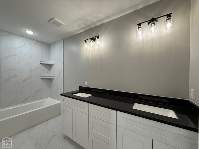 209 W Dewey, Manila, AR 72442