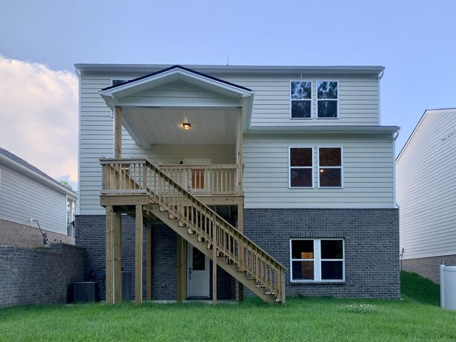 257 Brook Ave, White House, TN 37188