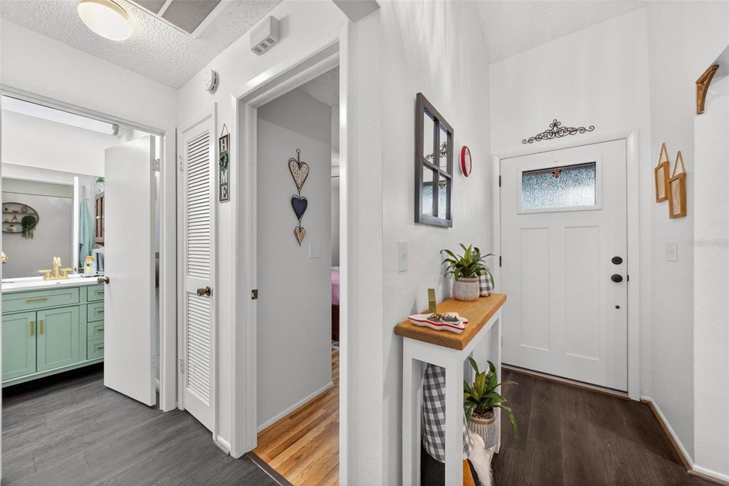 Image 11 of property listing at 6506 THICKET TRAIL, New Port Richey, FL 34653