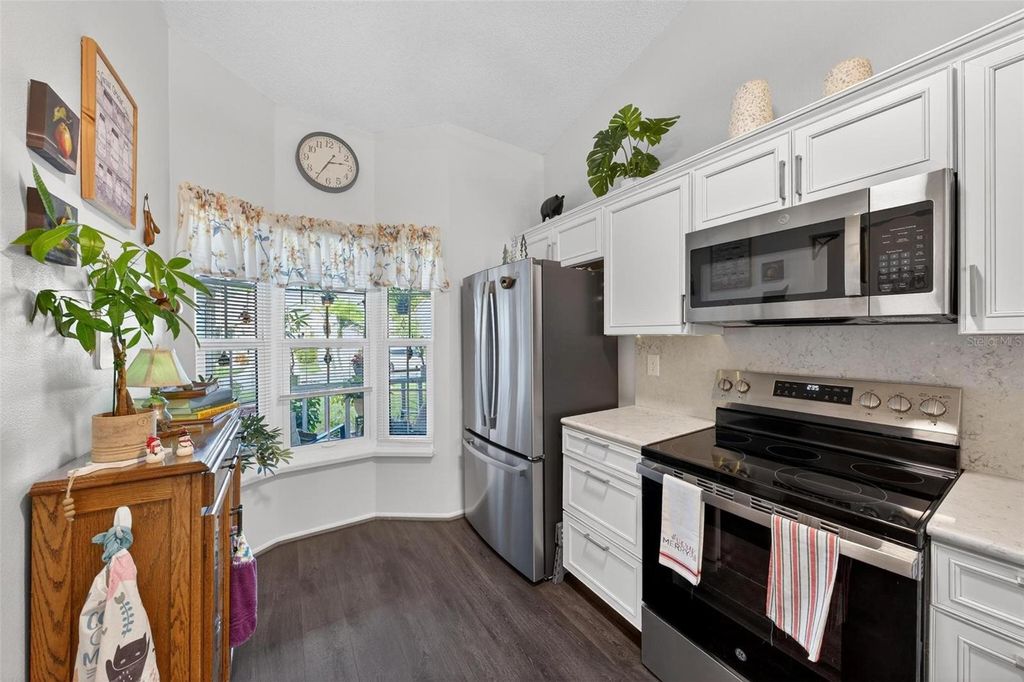 Image 13 of property listing at 6506 THICKET TRAIL, New Port Richey, FL 34653