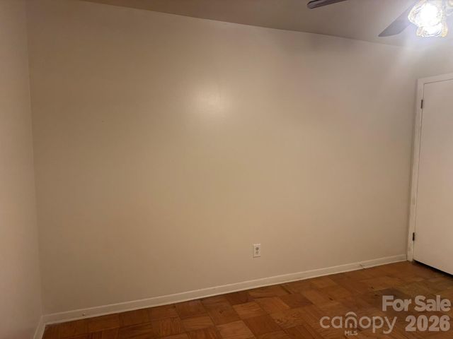4915 Malibu Drive, Charlotte, NC 28215