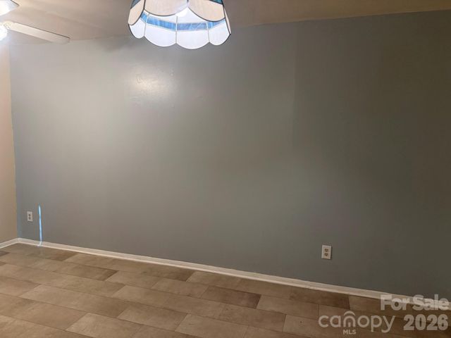 4915 Malibu Drive, Charlotte, NC 28215