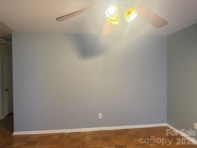 4915 Malibu Drive, Charlotte, NC 28215