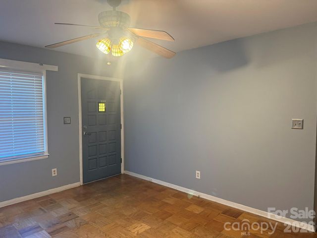 4915 Malibu Drive, Charlotte, NC 28215