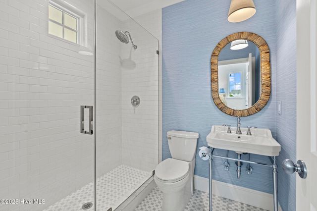 611 S Topsail Drive A, Holly Ridge, NC 28445