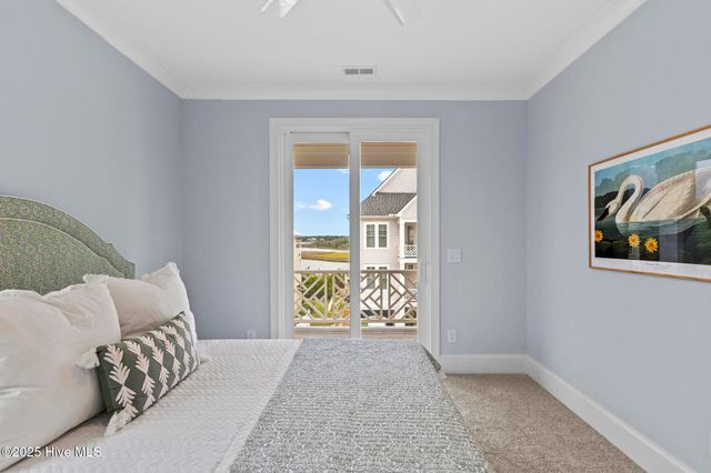 611 S Topsail Drive A, Holly Ridge, NC 28445
