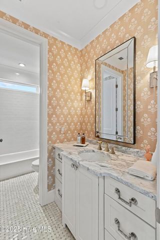 611 S Topsail Drive A, Holly Ridge, NC 28445