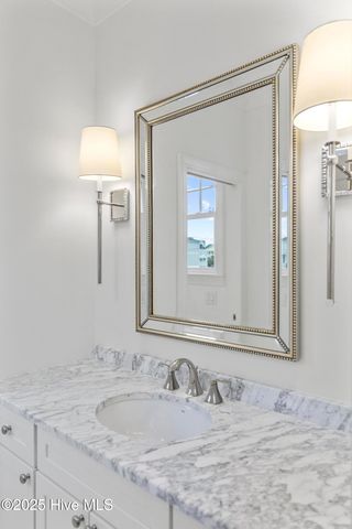 611 S Topsail Drive A, Holly Ridge, NC 28445