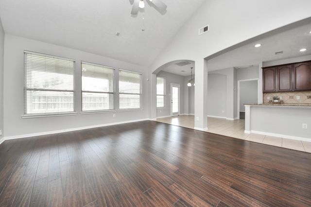 3506 Barrington Court, Pearland, TX 77584