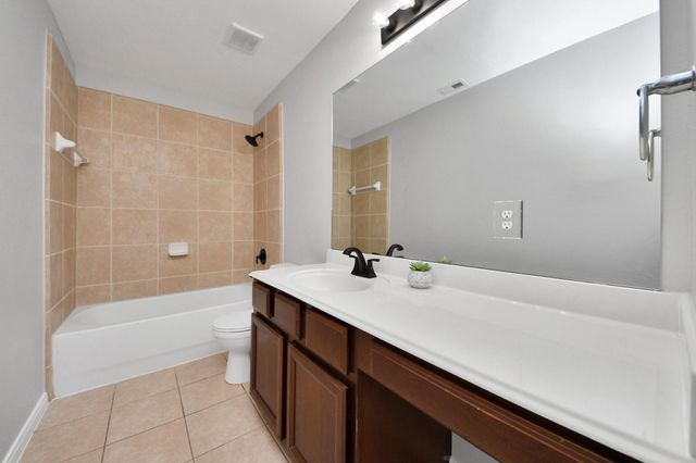 3506 Barrington Court, Pearland, TX 77584