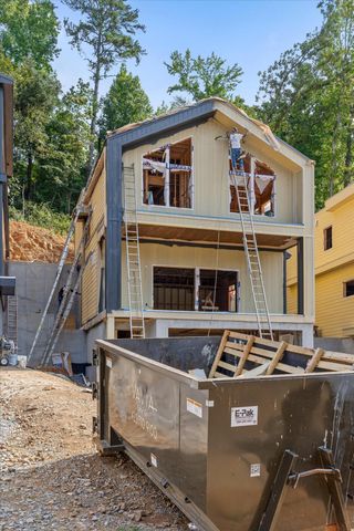 202 Lullwater Road, Chattanooga, TN 37415