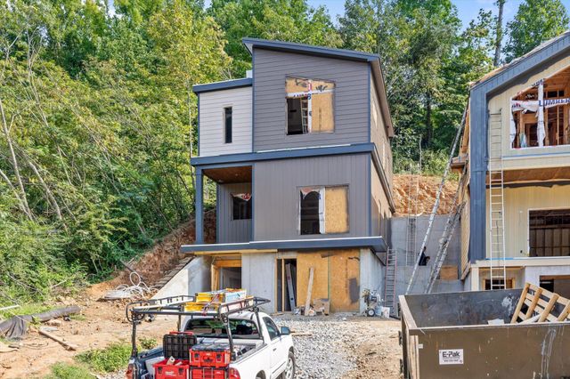 202 Lullwater Road, Chattanooga, TN 37415