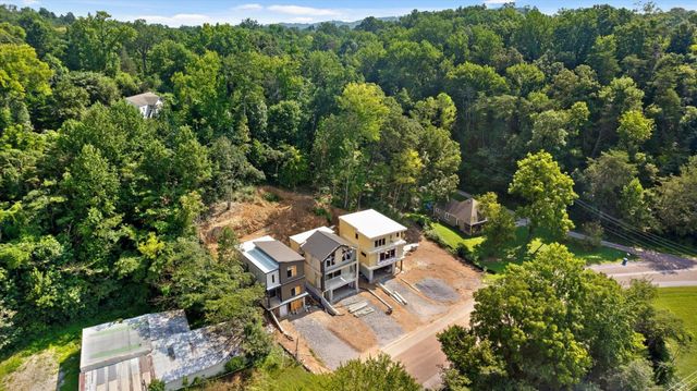 202 Lullwater Road, Chattanooga, TN 37415